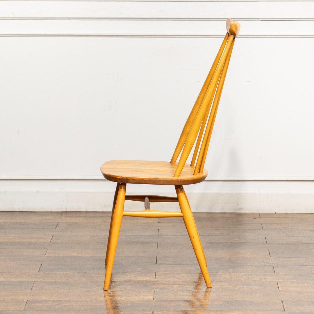 英国【ERCOL アーコール】洗練された佇まい ウインザー ゴールドスミスチェア No.369 /25G-2