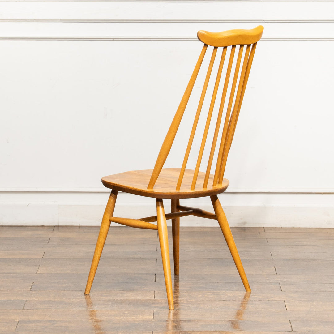 英国【ERCOL アーコール】洗練された佇まい ウインザー ゴールドスミスチェア No.369 /25G-3