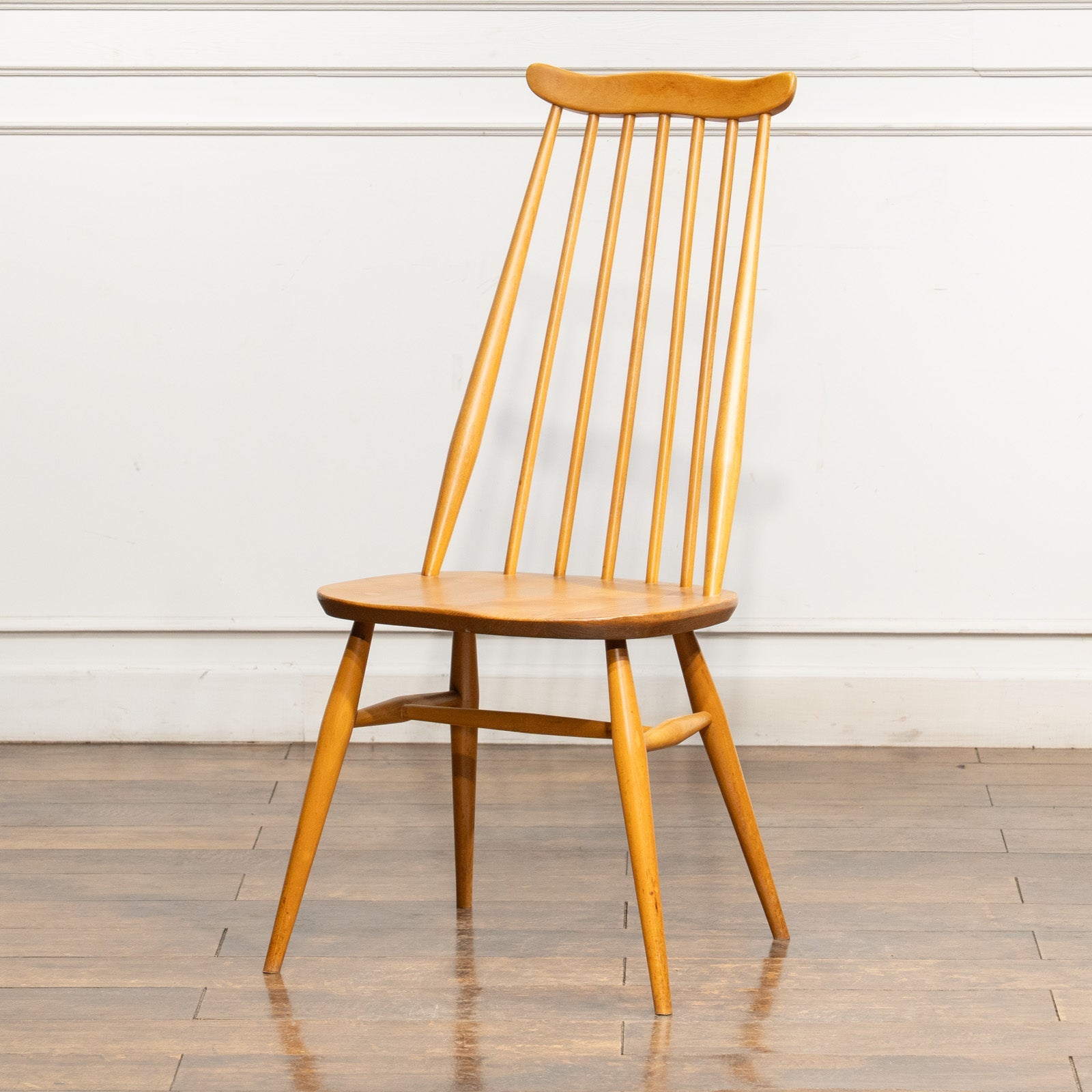 Ercol（アーコール）ヴィンテージ家具｜英国伝統の名作デザイン – THE