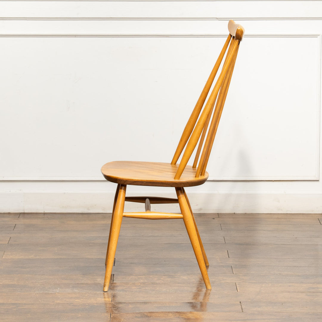 英国【ERCOL アーコール】洗練された佇まい ウインザー ゴールドスミスチェア No.369 /25G-6