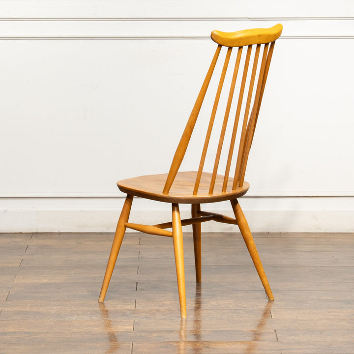 英国【ERCOL アーコール】洗練された佇まい ウインザー ゴールドスミスチェア No.369 /25G-6