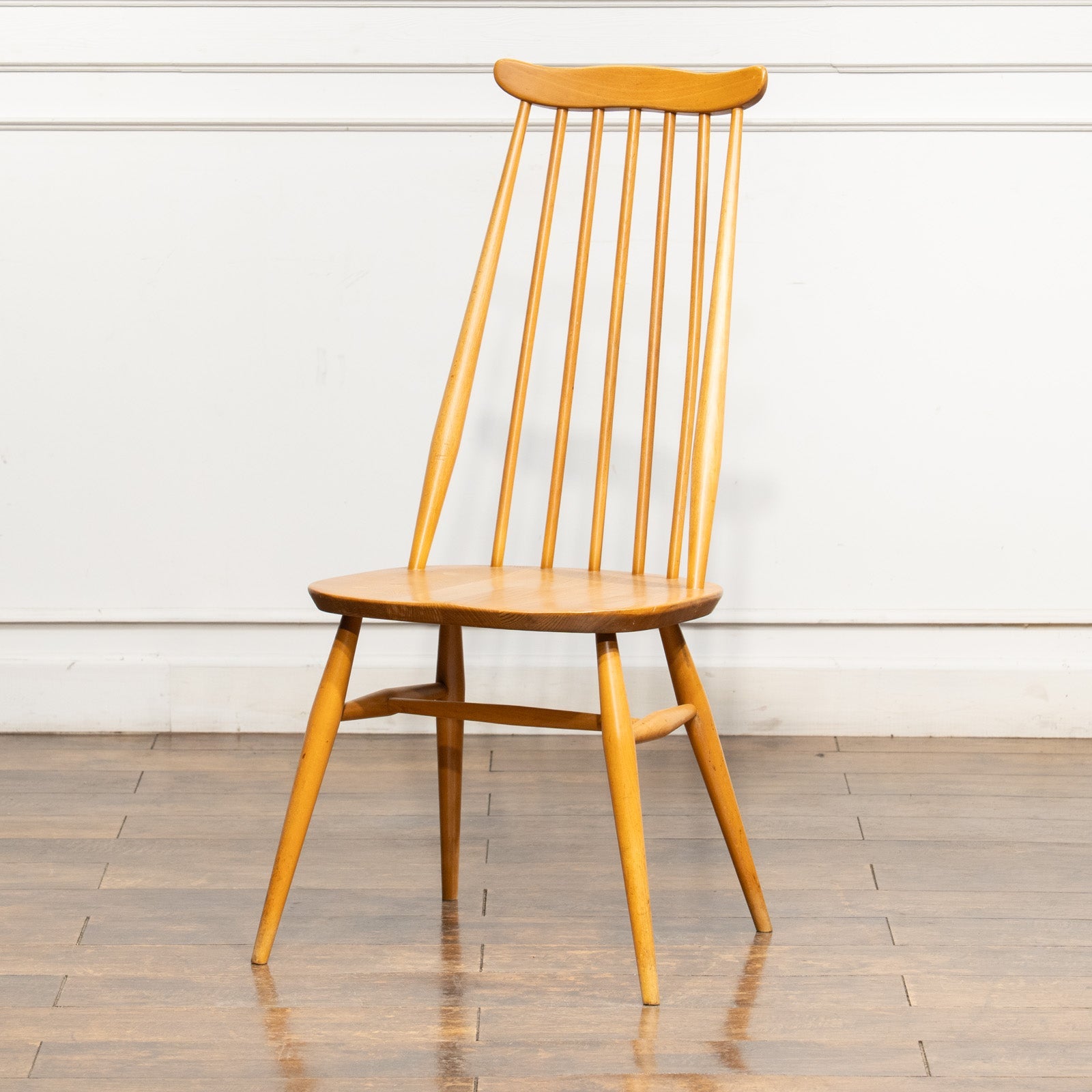 Ercol（アーコール）ヴィンテージ家具｜英国伝統の名作デザイン – THE