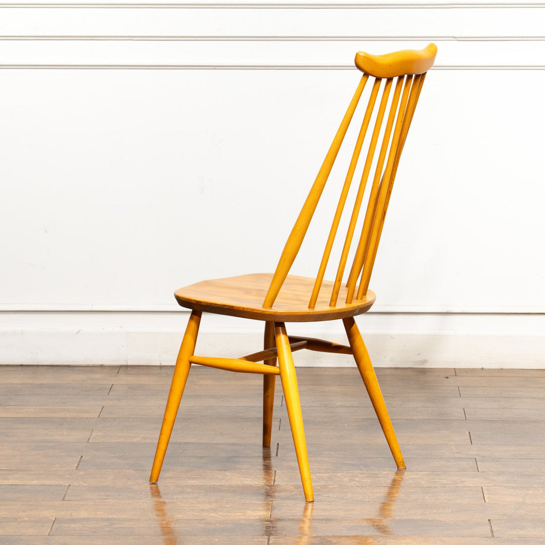 英国【ERCOL アーコール】洗練された佇まい ウインザー ゴールドスミスチェア No.369 /25G-10