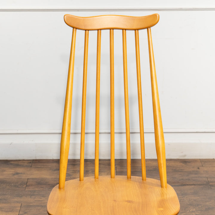 英国【ERCOL アーコール】洗練された佇まい ウインザー ゴールドスミスチェア No.369 /25G-10