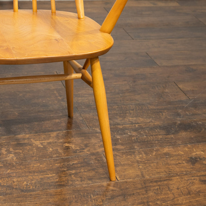 英国【ERCOL アーコール】スラッとしたハイバックが特徴的 ウィンザー ゴールドスミスアームチェア No.369A /25G-B2