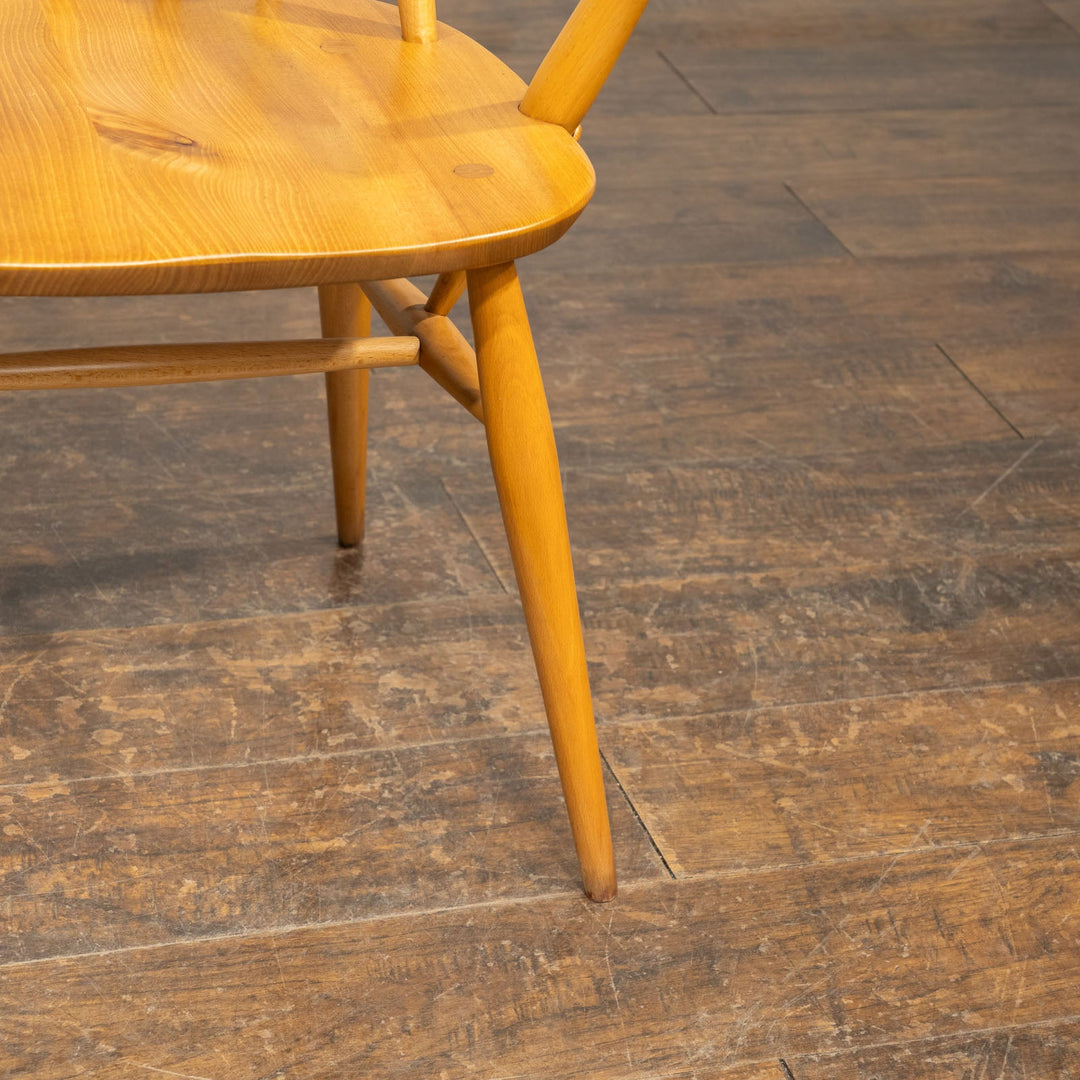 英国【ERCOL アーコール】スラッとしたハイバックが特徴的 ウィンザー ゴールドスミスアームチェア No.369A /25G-B3