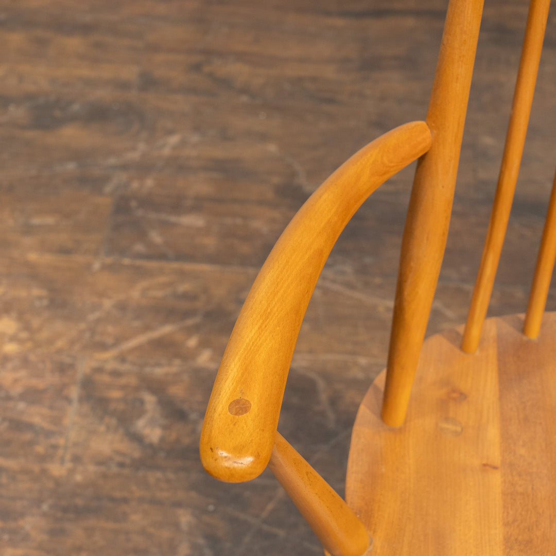 英国【ERCOL アーコール】スラッとしたハイバックが特徴的 ウィンザー ゴールドスミスアームチェア No.369A /25G-B5