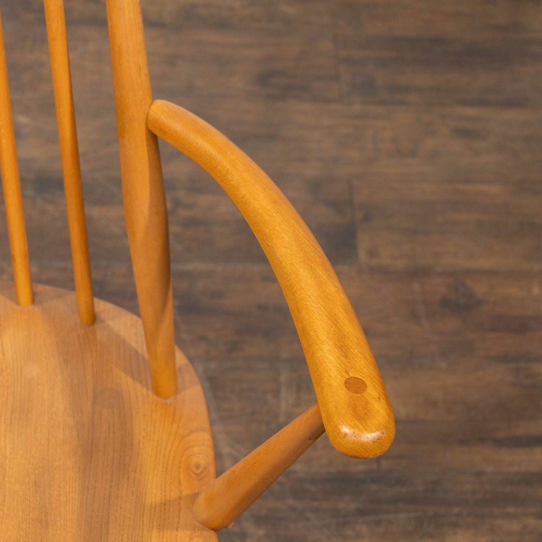 英国【ERCOL アーコール】スラッとしたハイバックが特徴的 ウィンザー ゴールドスミスアームチェア No.369A /25G-B5