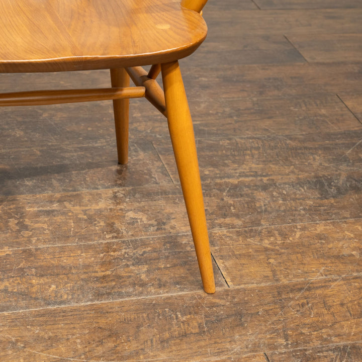 英国【ERCOL アーコール】スラッとしたハイバックが特徴的 ウィンザー ゴールドスミスアームチェア No.369A /25G-B8