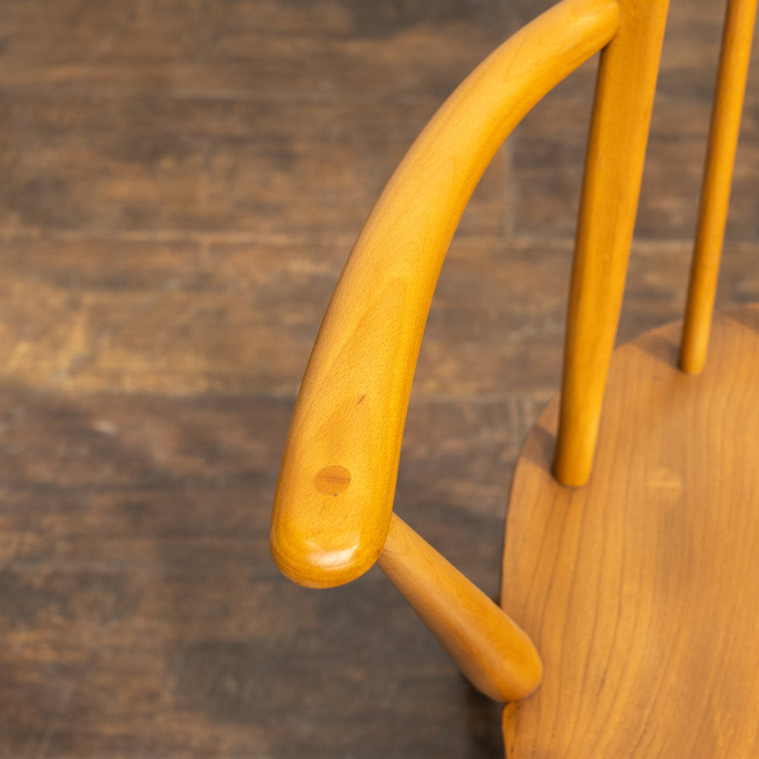 英国【ERCOL アーコール】曲木のボウバック 5本スポーク ウィンザー クエーカーアームチェア No.365A /25G-B3