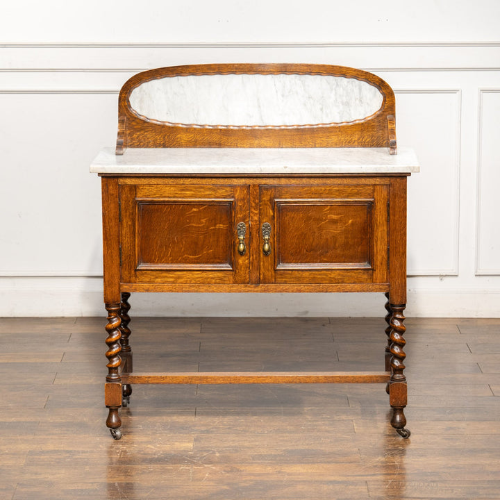 美しい大理石天板が高級感を醸し出す オーク ウォッシュスタンド