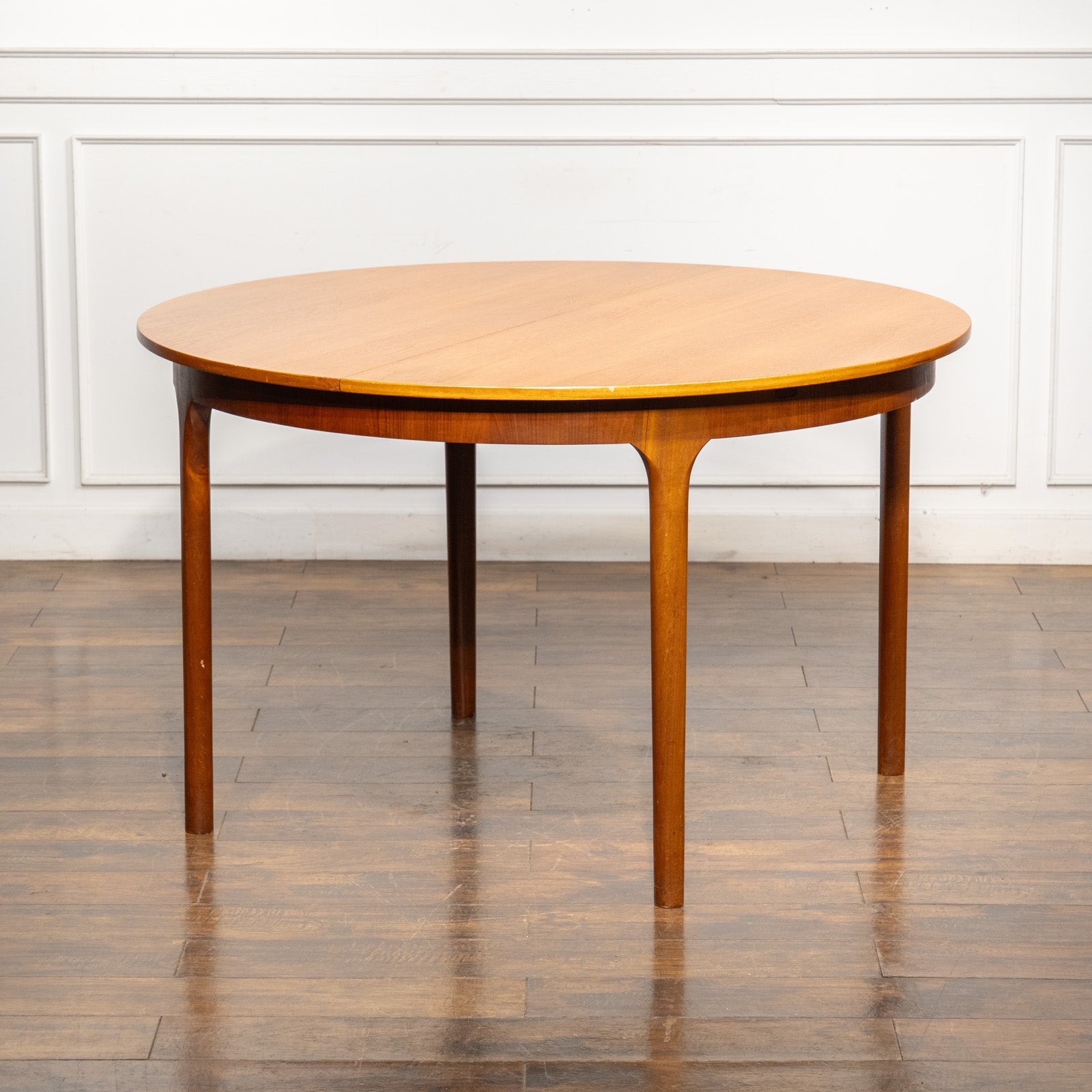 英国【A.H.McINTOSH マッキントッシュ】すっきりとしたシンプルな