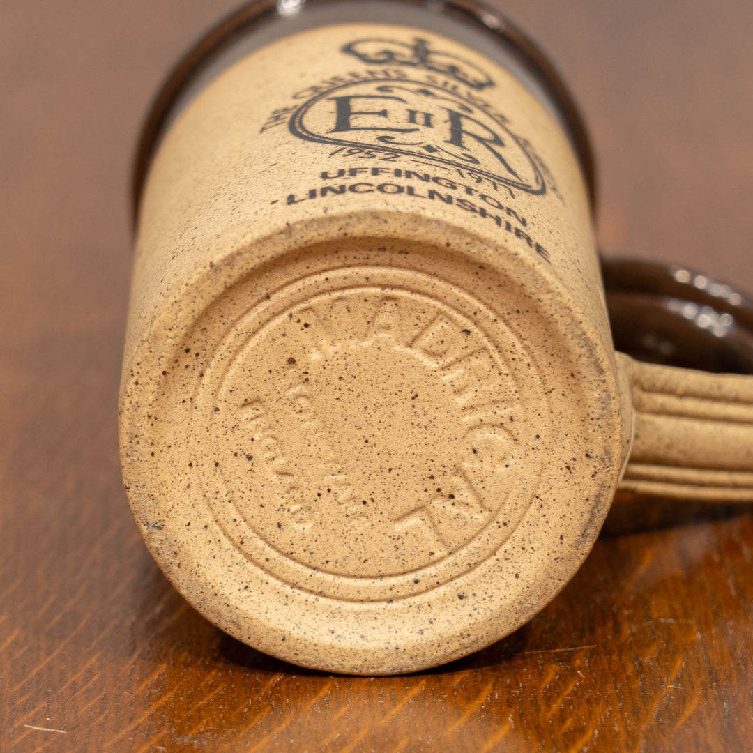 【MADRIGAL マドリガル】エリザベス2世 即位25周年 記念マグカップ /25G-1