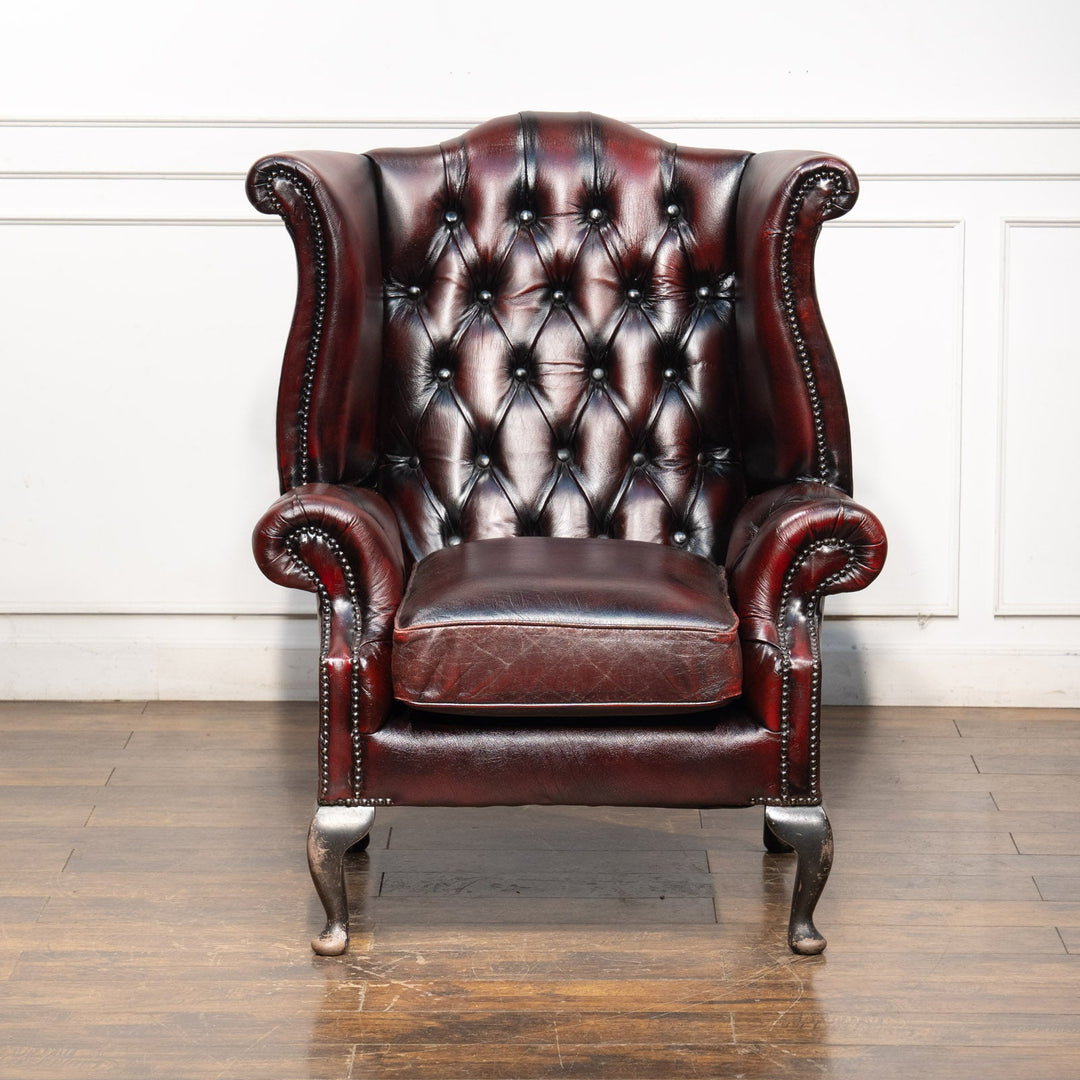 英国伝統スタイル マルーンレッド チェスターフィールド ウィングバックソファ /25G