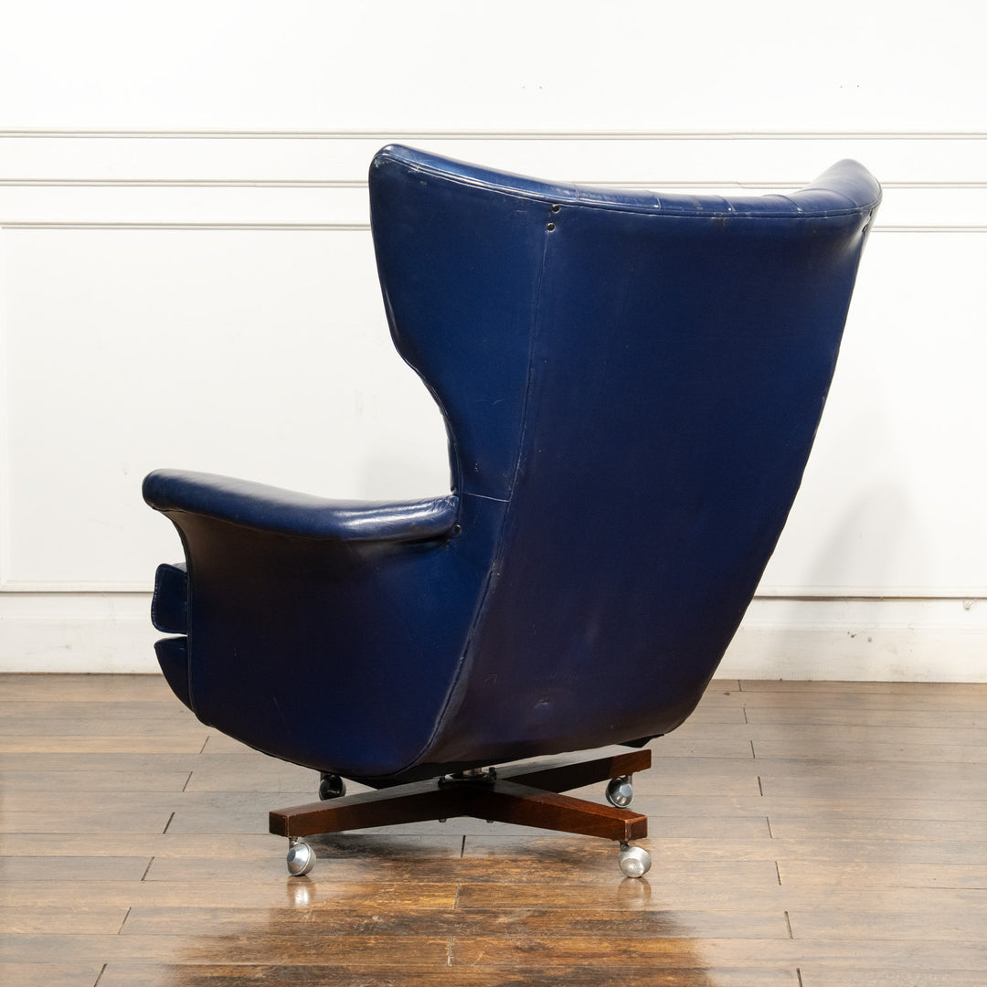 英国【G-PLAN ジープラン Model. 6250】世界で最も快適な椅子と呼ばれる レアモデル スウィベルチェア /25G