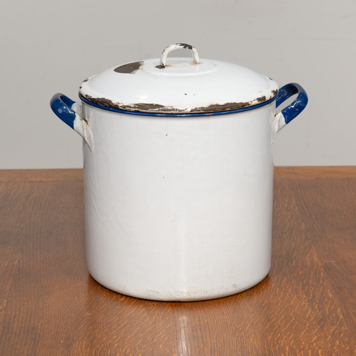 シンプルで飽きのこない佇まいが魅力 ホーロー製 ホワイト フラワー缶 /25G-B