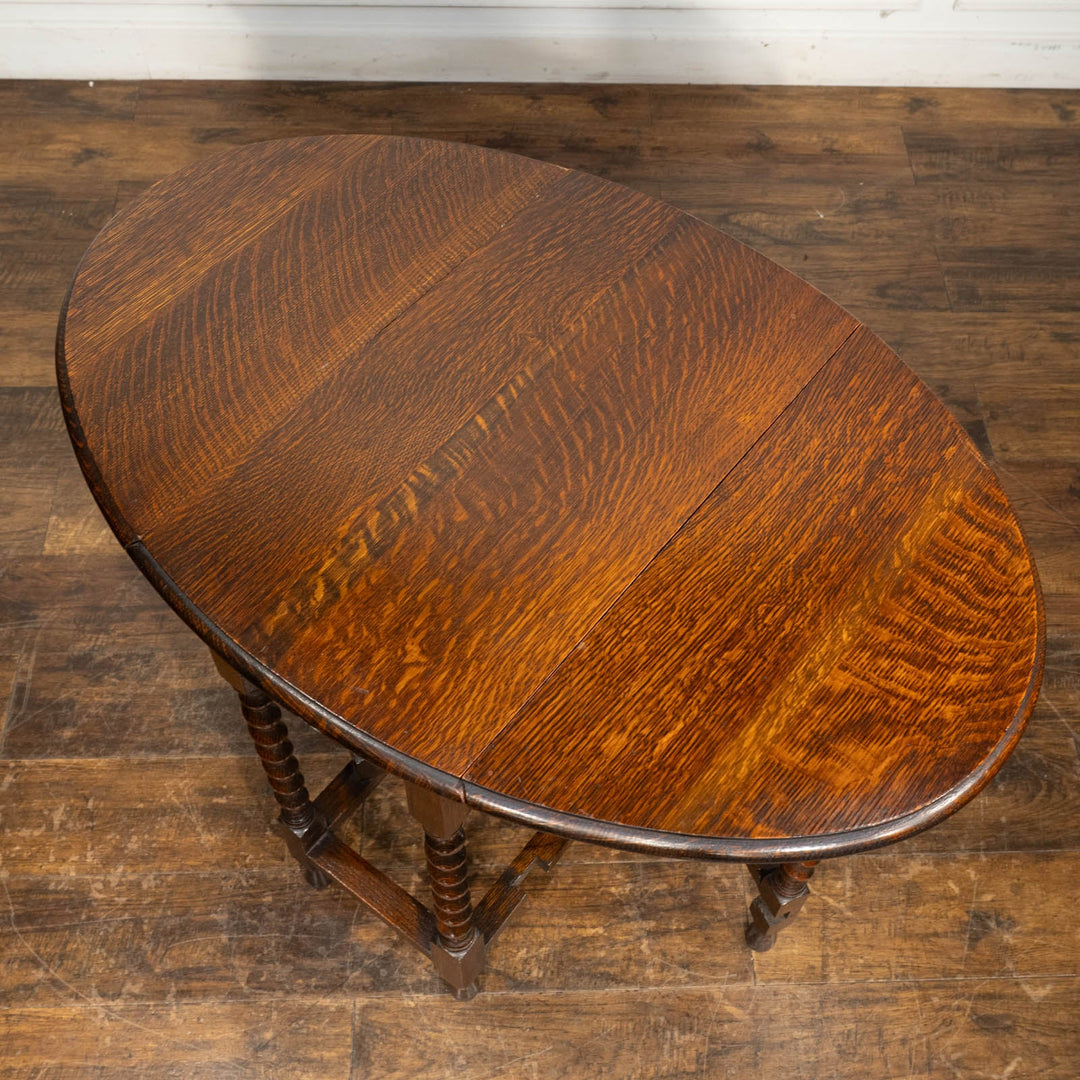 オーク材の虎斑模様や優美なツイストレッグが魅力 ゲートレッグ 折りたたみテーブル /25G-A