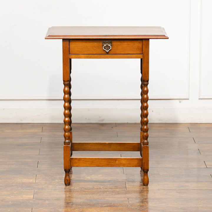 引き出し付きで使い勝手抜群 オーク オケージョナルテーブル /25G