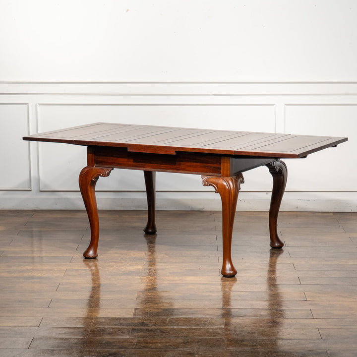 カブリオールレッグの膝の装飾が華やか ドローリーフ 伸長式ダイニングテーブル /25G