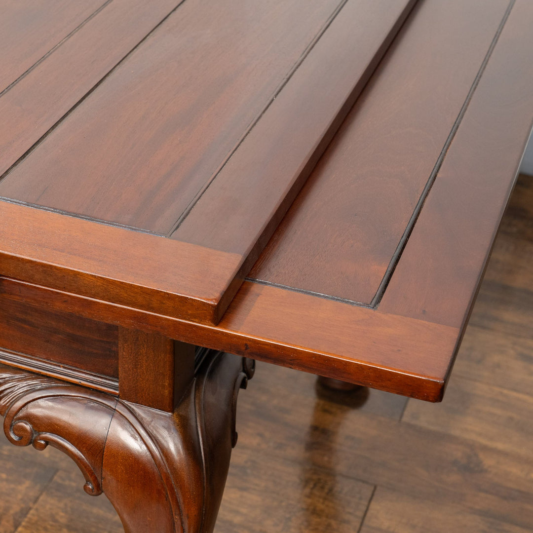 カブリオールレッグの膝の装飾が華やか ドローリーフ 伸長式ダイニングテーブル /25G