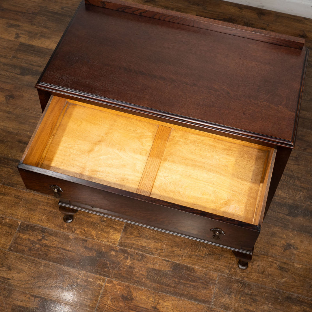 すっきりしたシルエットにカブリオールレッグが上品 オーク 4段チェスト /25G