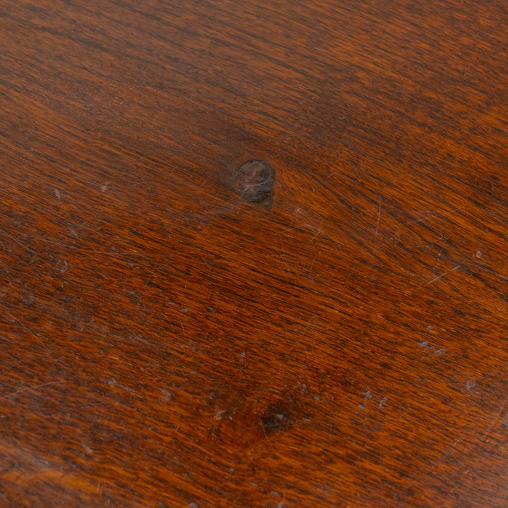 パイクラストのデザインとツイスト脚が魅力的 オーク オケージョナルテーブル /25G-C