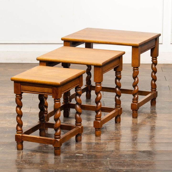 オーク バーリーシュガーツイスト 3段 ネストテーブル /25G