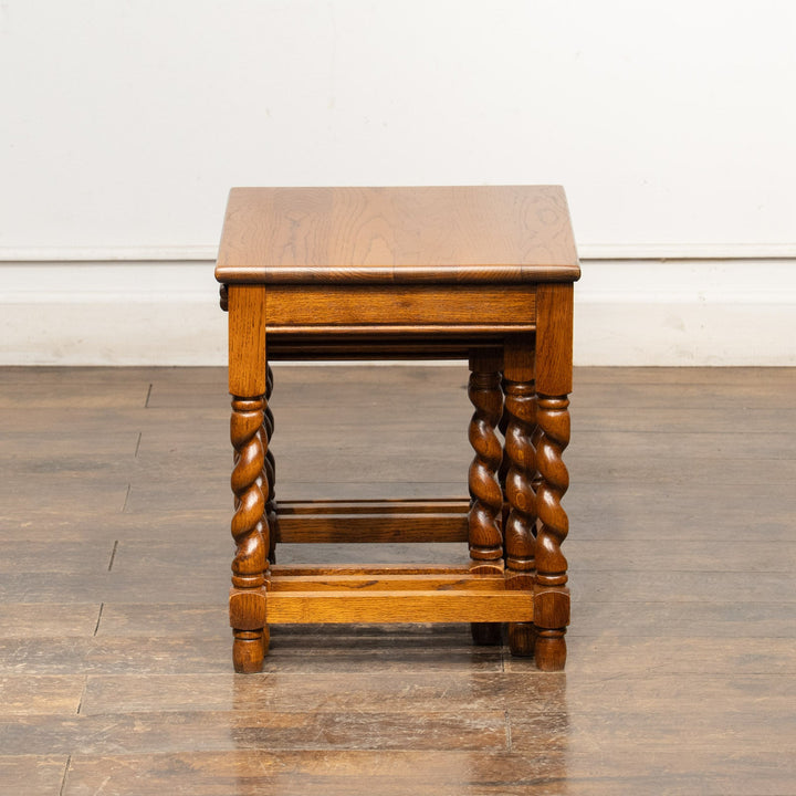 オーク バーリーシュガーツイスト 3段 ネストテーブル /25G