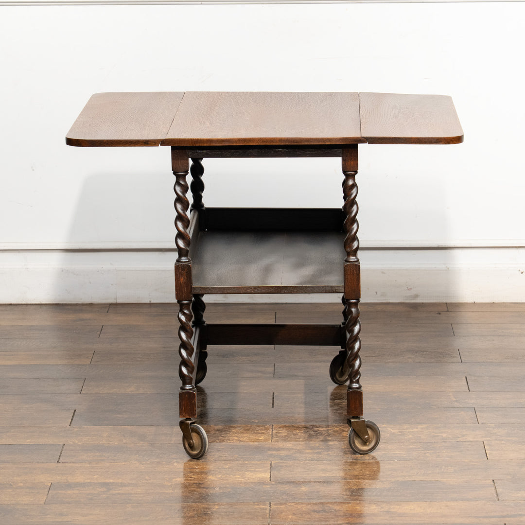 クラシカルなフォルムにツイスト装飾が美しい オーク ドロップリーフ ティートローリー /25G