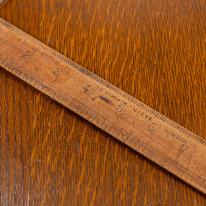 使い込まれた木の質感が格好いい T型 ウッドスケール /25G