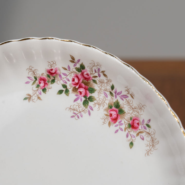 【ROYAL ALBERT ロイヤルアルバート Lavender Rose ラベンダーローズ】ブレッド&バタープレート 26×23cm /25G