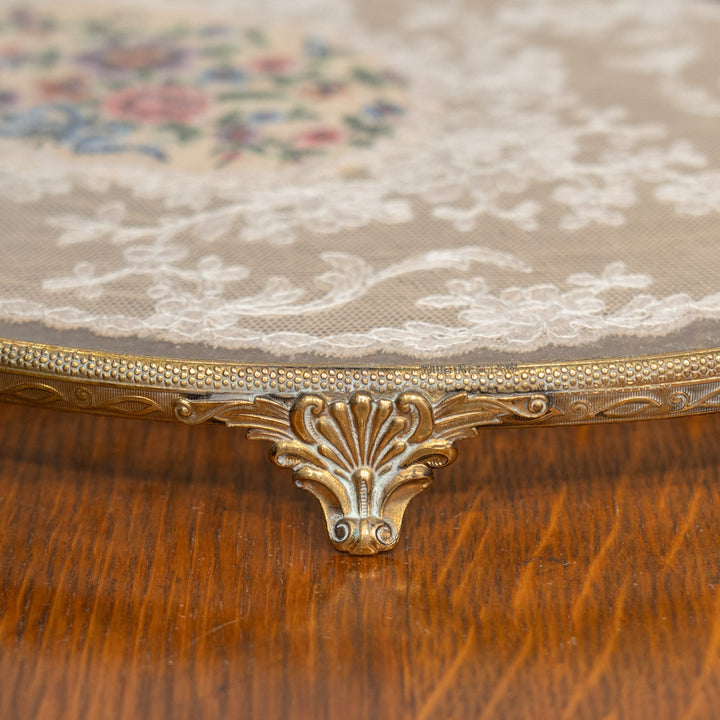 繊細な透かし装飾のフレームにプティポワンの刺繍が可憐 オーバル ドレッシングトレイ /25G-B