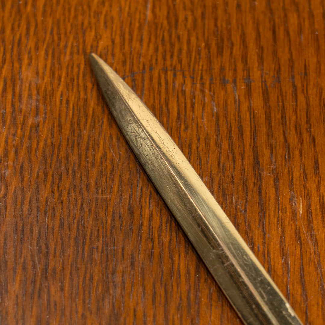 伝統的な文様の三脚巴 トリスケリオンモチーフ 真鍮製 ペーパーナイフ /25G