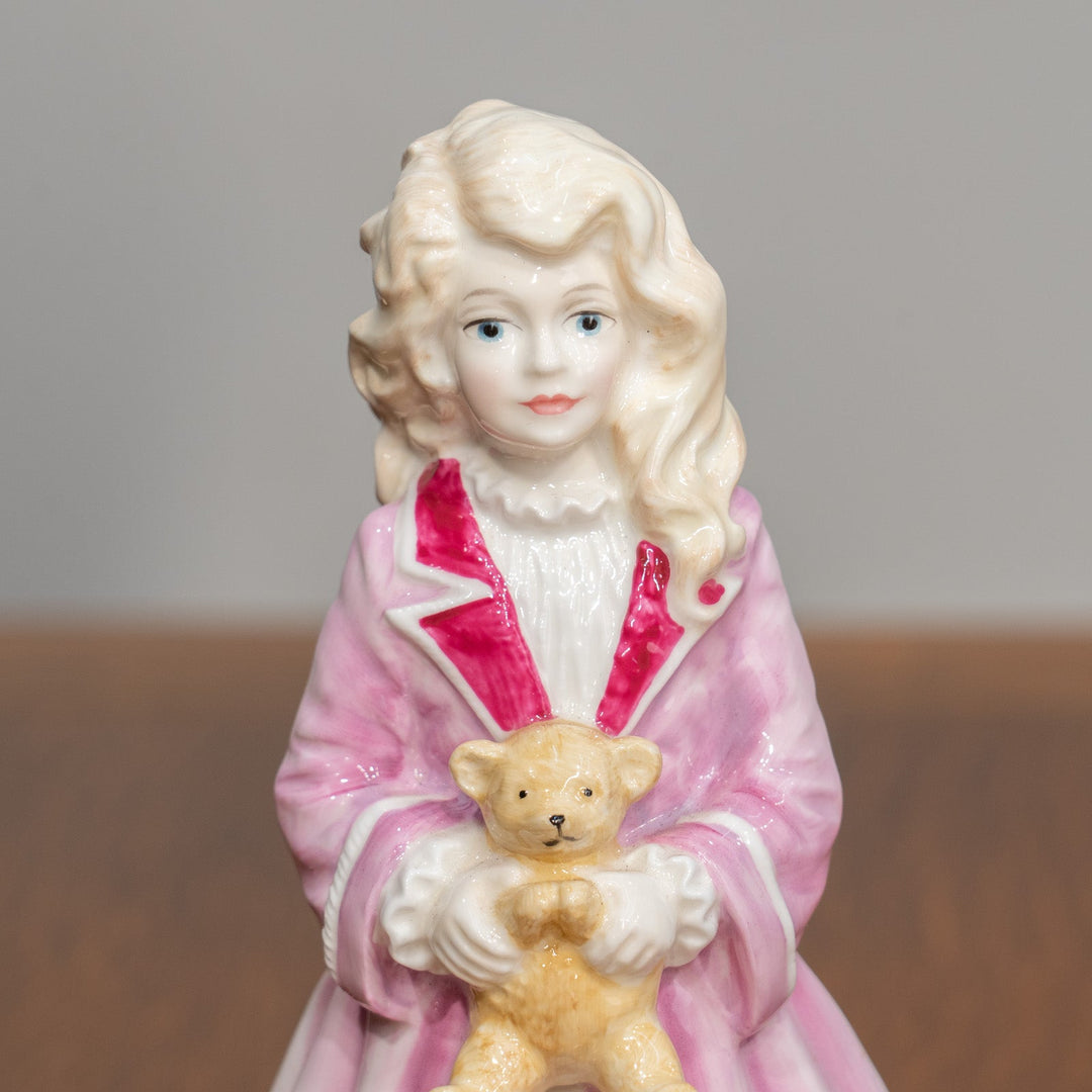 【ROYAL DOULTON ロイヤルドルトン FAITH フェイス】世界で9,500体の限定生産品 チャリティー フィギュリン /25G