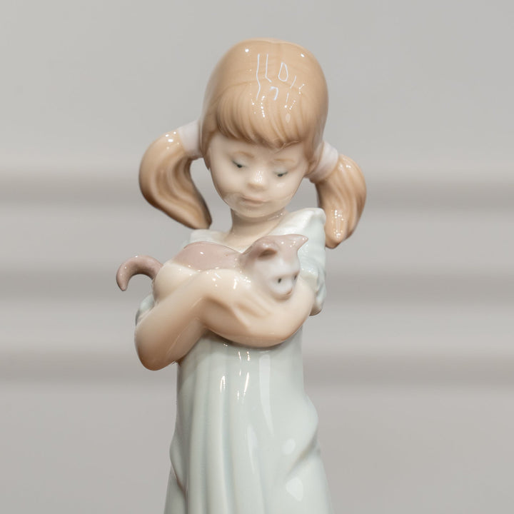 【LLADRO リヤドロ Don't Forget Me 私を忘れないで】少女と見つめる猫 フィギュリン /25G