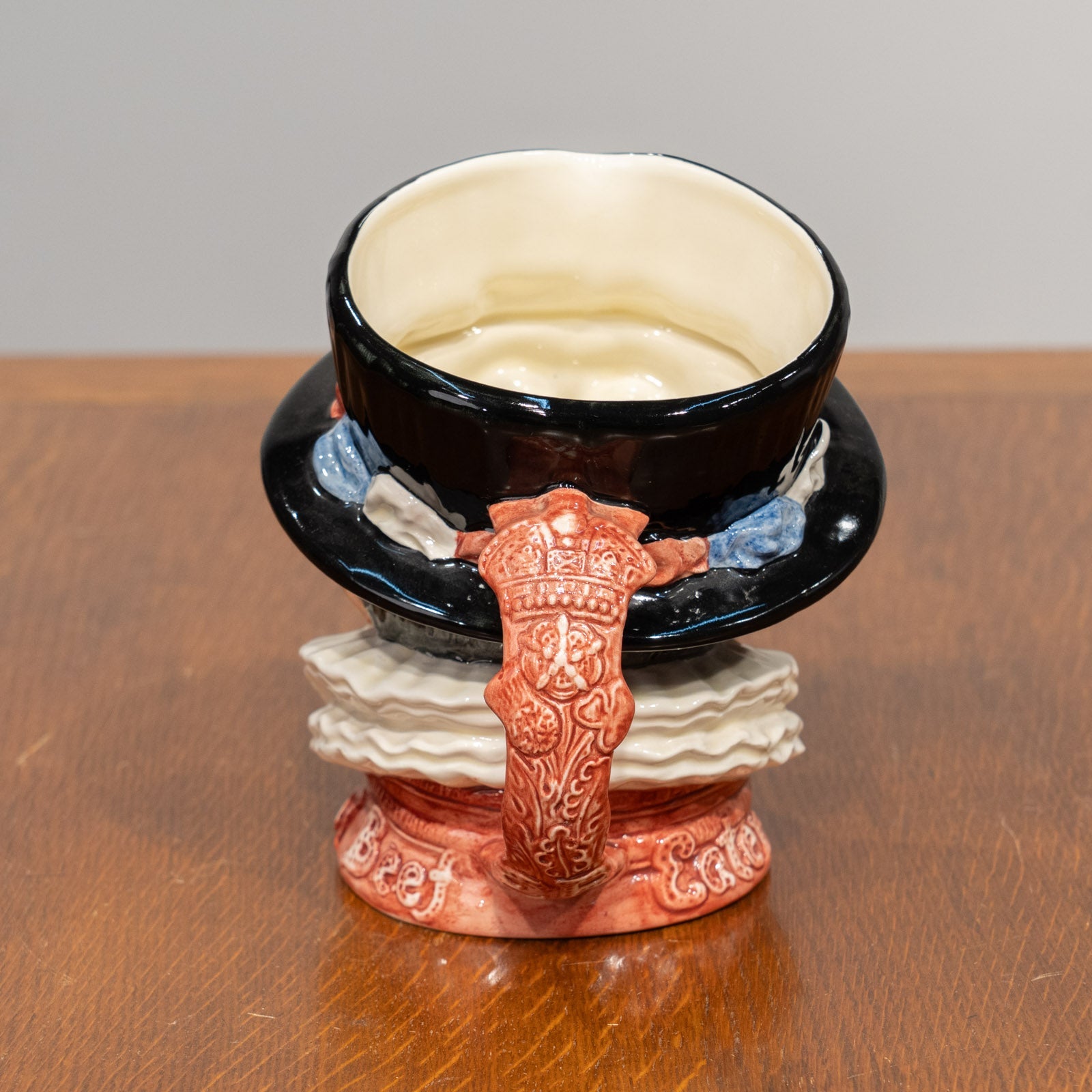 ROYAL DOULTON ロイヤルドルトン Beefeater ビーフィーター