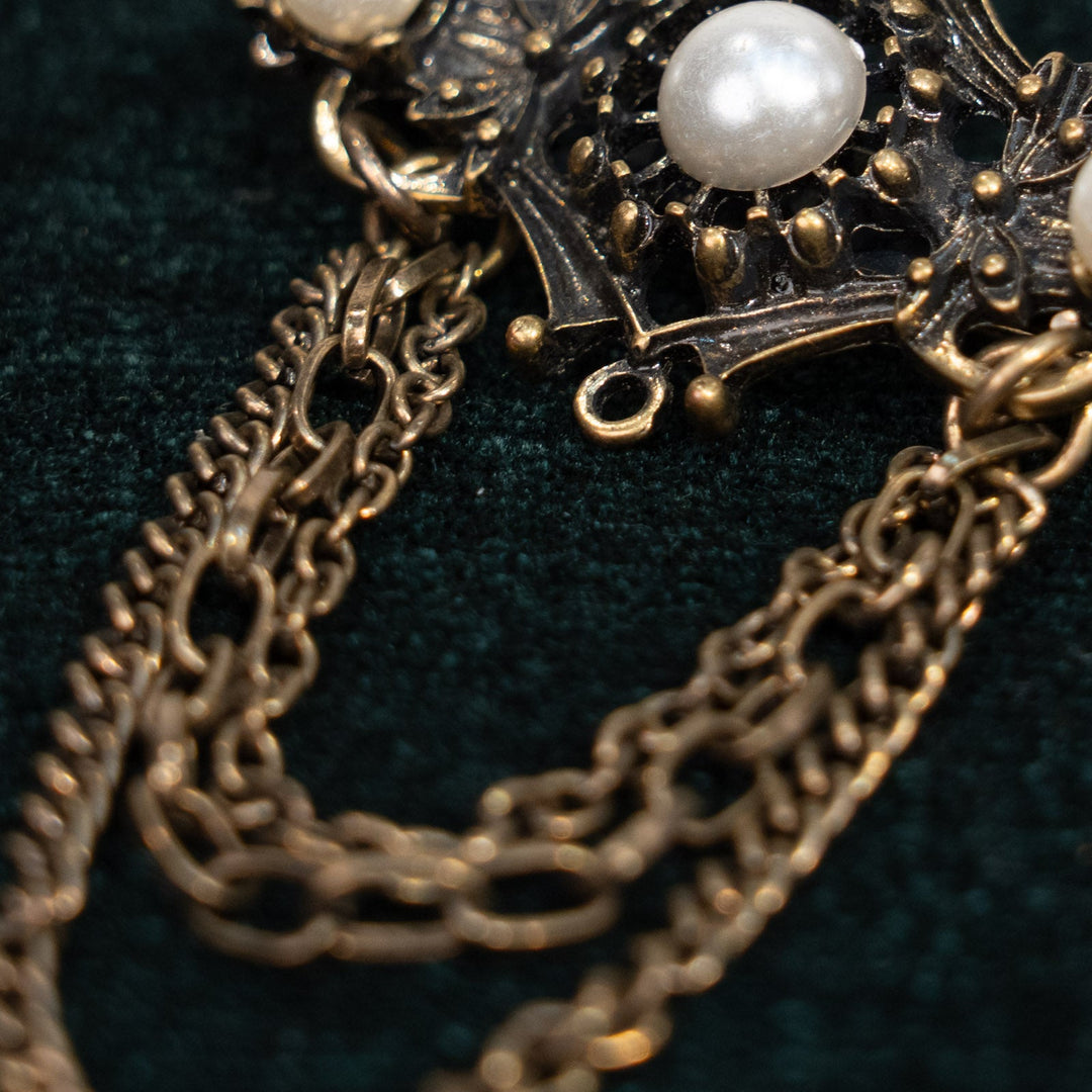 存在感のあるチェーンとパールの組み合わせが華やか アンティークブローチ /25G