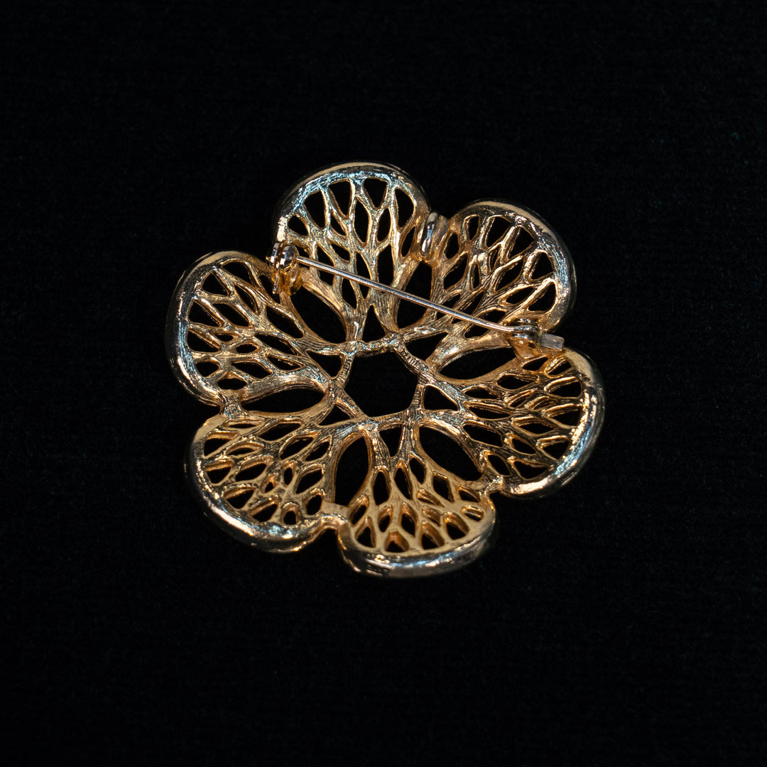 高級感のあるゴールドカラーが目を惹く フラワーモチーフ アンティークブローチ /25G