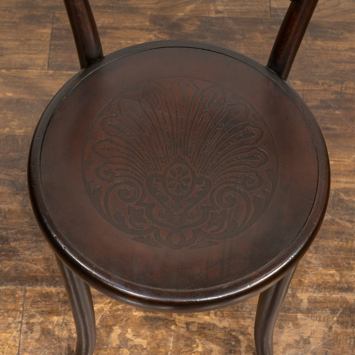 【FISCHEL フィッシェル】背もたれの曲線や座面の彫りも美しい ダブルループバック ベントウッドチェア /25F-3