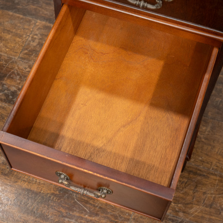 伝統的な美しく重厚感のあるデザイン レザートップ ペデスタルデスク /25F