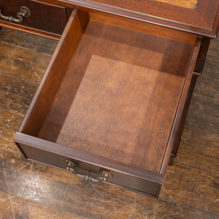 伝統的な美しく重厚感のあるデザイン レザートップ ペデスタルデスク /25F