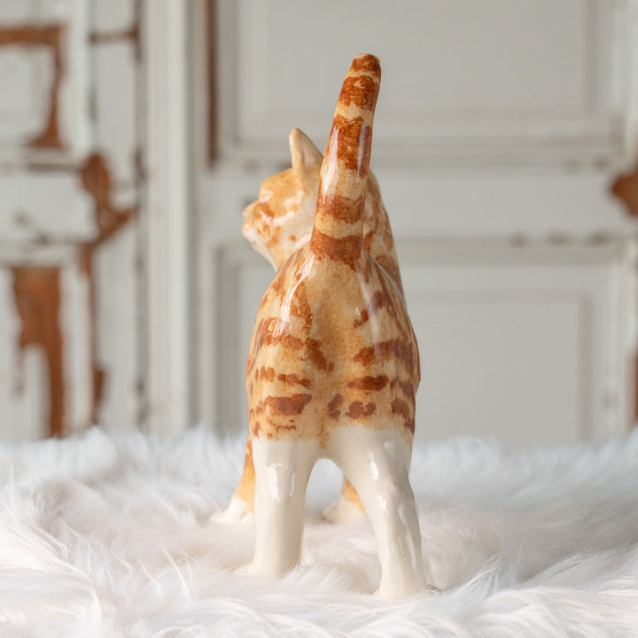 【Winstanley Cat ウィンスタンレイ キャット】ピンと伸びたしっぽが印象的 ジンジャー 茶トラ猫 /25J