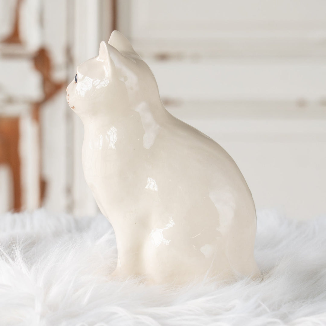 【Winstanley Cat ウィンスタンレイ キャット】モフモフした首回りが上品 オッドアイ スノーウィー 白猫 /25J