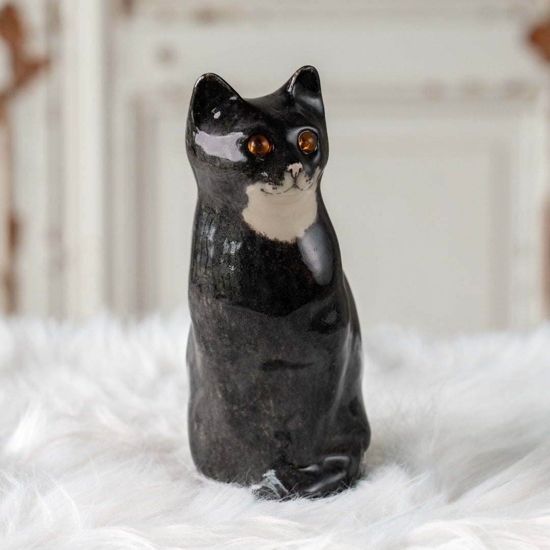 【Winstanley Cat ウィンスタンレイ キャット】ちょこんと座った姿が可愛らしい タキシード 白黒猫 /25J