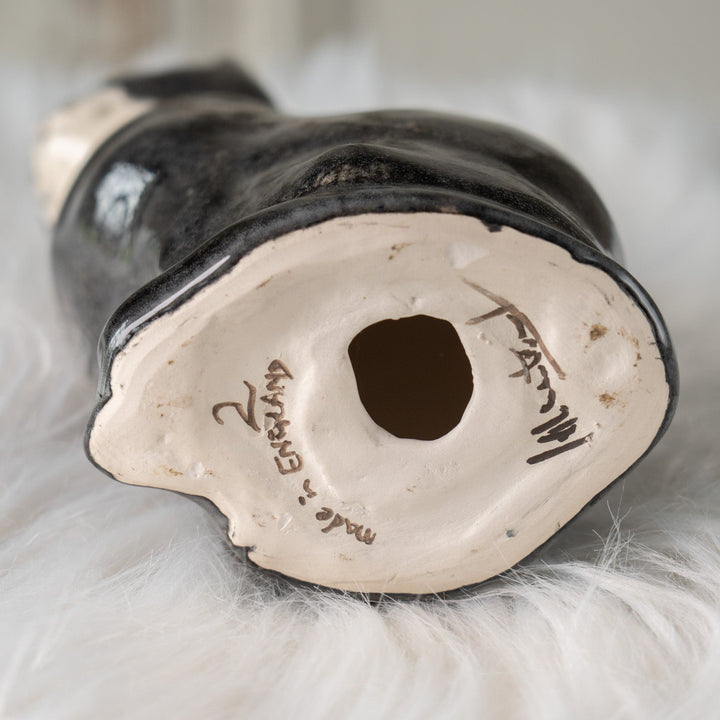 【Winstanley Cat ウィンスタンレイ キャット】ちょこんと座った姿が可愛らしい タキシード 白黒猫 /25J