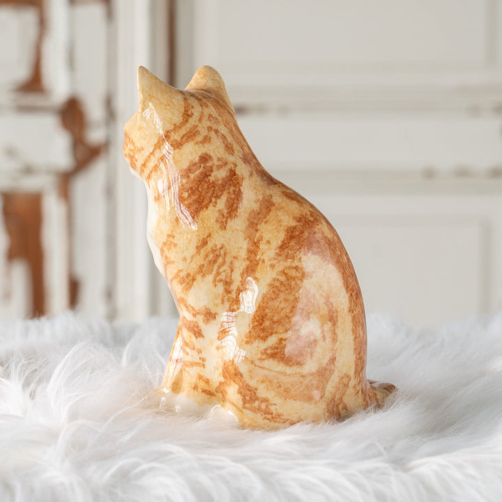 【Winstanley Cat ウィンスタンレイ キャット】くるんと丸めた尻尾が印象的 ジンジャー 茶トラ猫 /25J