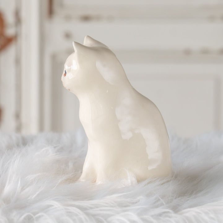 【Winstanley Cat ウィンスタンレイ キャット】きりっとした瞳でこちらを見つめる オッドアイ スノーウィー 白猫 /25J