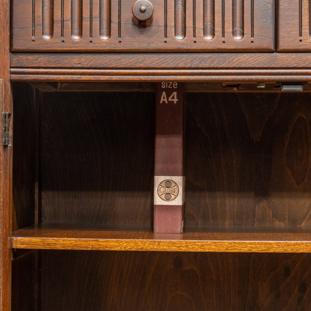 丸みを帯びたデザインはトラディショナルな印象 オーク オープンカップボード /25I