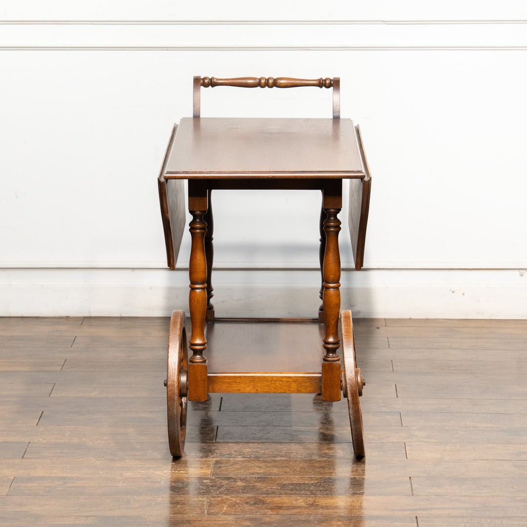 優雅な曲線フォルムと車輪デザインが印象的 ドロップリーフ ティートローリー /25I