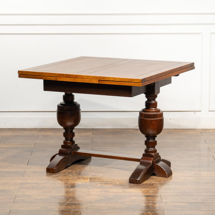 気品を感じるバルボスレッグが特徴的 ドローリーフ 伸長式ダイニングテーブル /25I